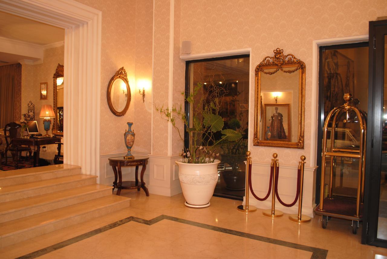 Vere Palace Tbilisi Eksteriør bilde